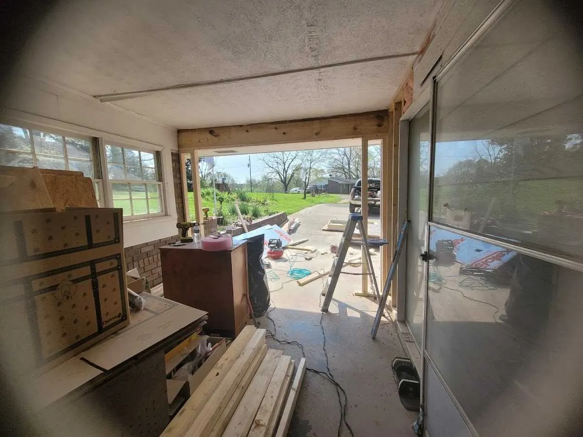 Air movers and dehumidifier for Water Mitigation Services in Sunrise Manor